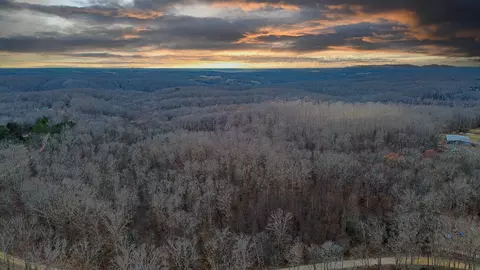 0 Sugar Camp Rd, Bon Aqua, TN 37025