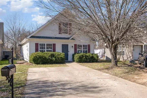 1416 Rochester Dr, Murfreesboro, TN 37130