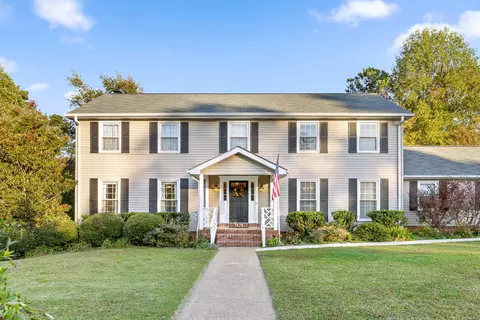 132 Whisperwood Ct, Ringgold, GA 30736