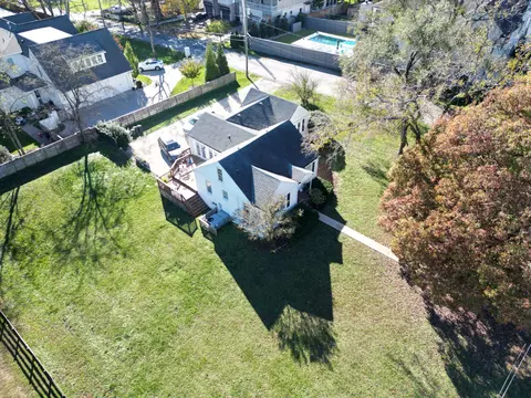 919 Glendale Ln, Nashville, TN 37204