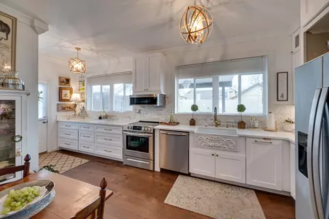 Kitchen - 331 Walnut St, Springfield, TN 37172 photo 1 of 4