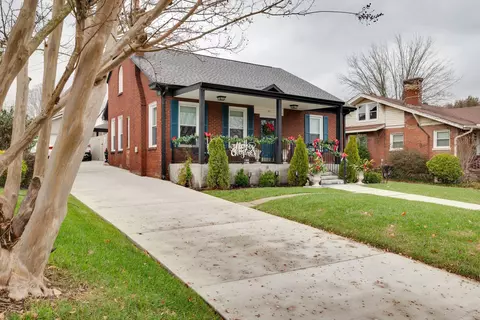 Exterior - 331 Walnut St, Springfield, TN 37172 photo 3 of 10