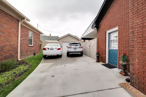 Exterior - 331 Walnut St, Springfield, TN 37172 photo 5 of 10