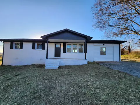 20 Front St, Dellrose, TN 38453