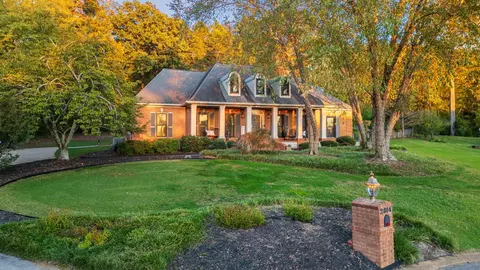 2004 Sutters Ln, Ooltewah, TN 37363