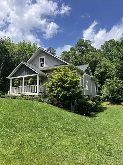 1720 Ichabod Ln, Chattanooga, TN 37405