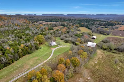 2378 E Trimble Rd, Milton, TN 37118 photo 2