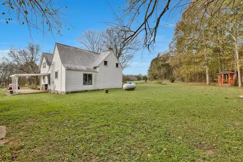 2378 E Trimble Rd, Milton, TN 37118 photo 9