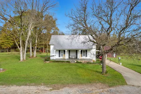 2378 E Trimble Rd, Milton, TN 37118 photo 6