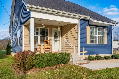 2448 Old Tullahoma Hwy, Manchester, TN 37355