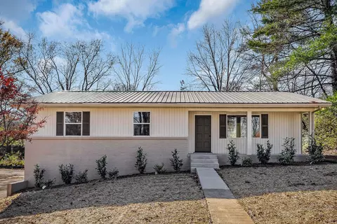 137 Paris St, Cookeville, TN 38501