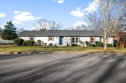 1714 Saxony Ct, Murfreesboro, TN 37129