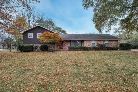 812 Creekwood Ct, Mount Juliet, TN 37122