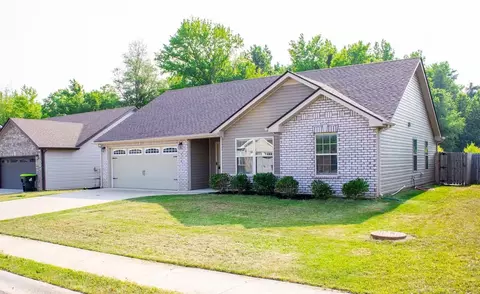 622 Hollow Crst, Clarksville, TN 37042