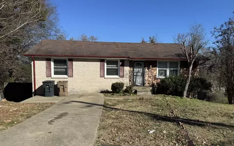 612 Tuscarora Ct, Antioch, TN 37013
