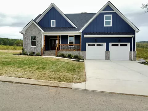 371 Clubhouse Dr, Jasper, TN 37347
