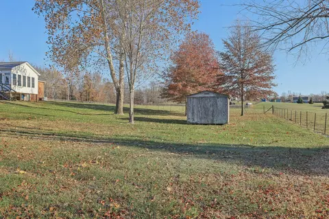 582 Murrell Rd, Dickson, TN 37055 photo 14