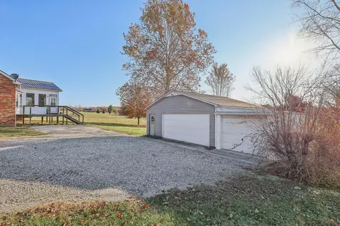 582 Murrell Rd, Dickson, TN 37055 photo 9