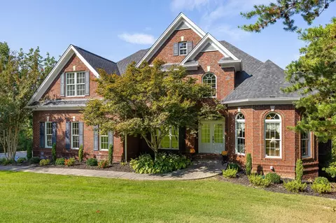 285 Stonewood Dr, Cleveland, TN 37311