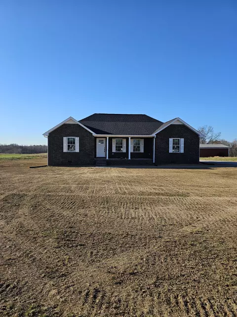 5209 Galen Rd, Lafayette, TN 37083