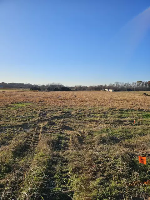 0 Law Rd, Lafayette, TN 37083