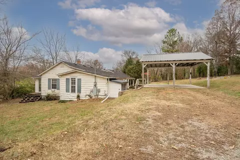 2548 Highway 43 S, Leoma, TN 38468