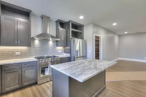 Kitchen - 220 Lori Ln, Silver Point, TN 38582 photo 4 of 6