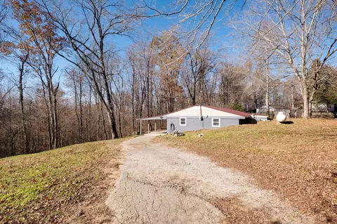 2667 Buck Branch Rd S, Duck River, TN 38454