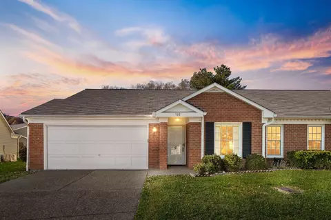 702 Mount Carmel Pl, Nashville, TN 37205
