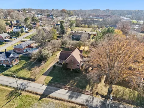 View/Area - 700 3rd Ave W, Springfield, TN 37172 photo 1 of 10