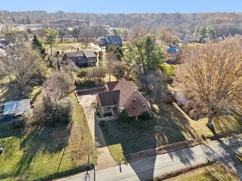 View/Area - 700 3rd Ave W, Springfield, TN 37172 photo 4 of 10