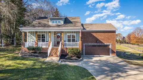 1209 Wiltshire Ct, Columbia, TN 38401
