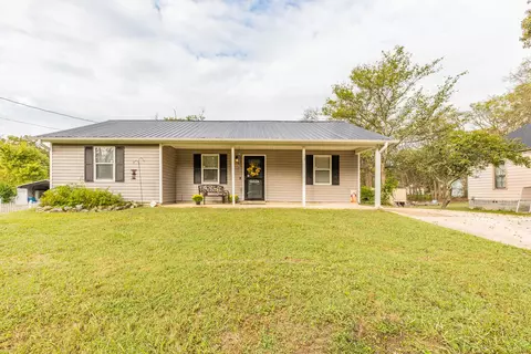 1501 Lee St, Chickamauga, GA 30707