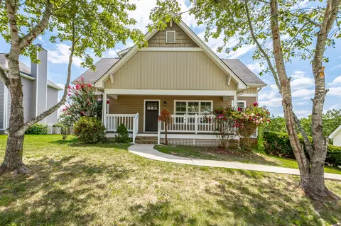 1160 Abby Ln, Hixson, TN 37343
