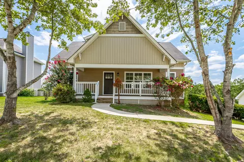 1160 Abby Ln, Hixson, TN 37343