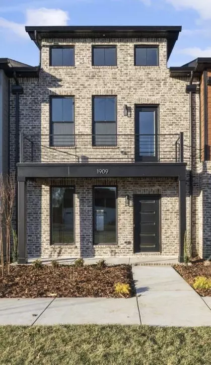 1357 Rebecca Johns Dr, Murfreesboro, TN 37128