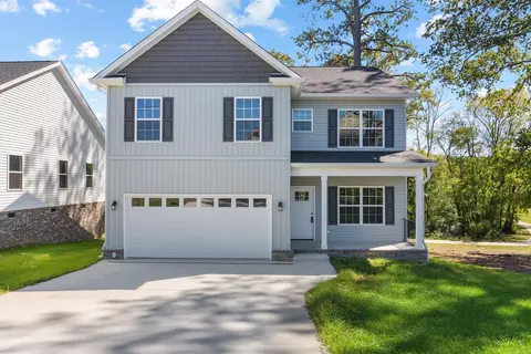 2500 NW Inverness Dr, Cleveland, TN 37312