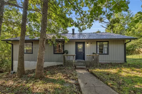 293 Creeks Bend Dr, Ringgold, GA 30736