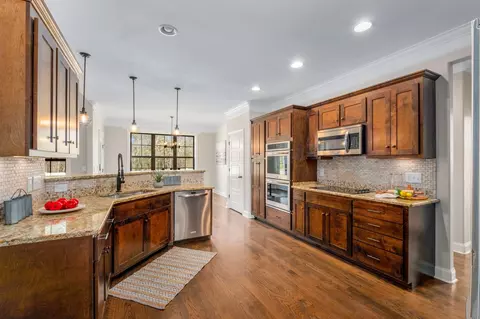 Kitchen - 8232 Richpine Dr, Murfreesboro, TN 37128 photo 4 of 4