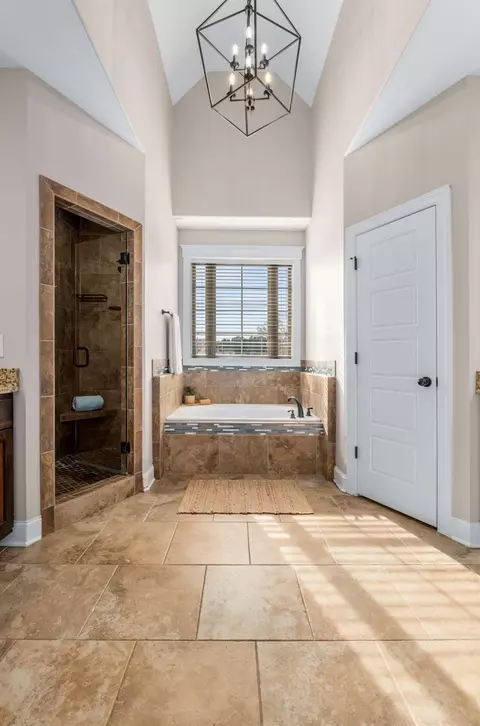 Bath - 8232 Richpine Dr, Murfreesboro, TN 37128 photo 1 of 6