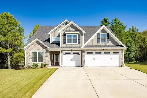 7036 Gregory Dr, Ooltewah, TN 37363