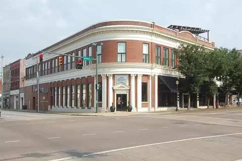 1467 Market St #200, Chattanooga, TN 37402