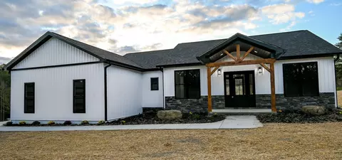 465 Horns Creek Rd, Old Fort, TN 37362