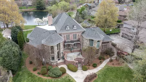 36 Old Club Ct, Nashville, TN 37215