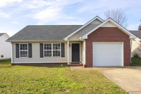 1516 Holden Ct, Murfreesboro, TN 37128