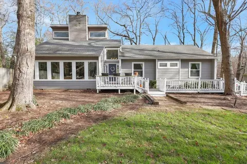 3826 Walden Wood Ln, Signal Mountain, TN 37377