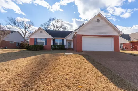 32 Autumn Leaf Cv, Jackson, TN 38305