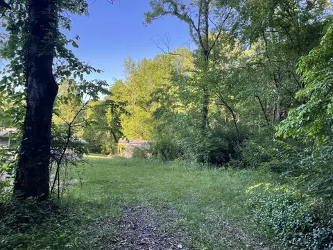 1111 Davidson Rd, Athens, TN 37303