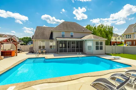 3855 Broken Elm Ln, Apison, TN 37302