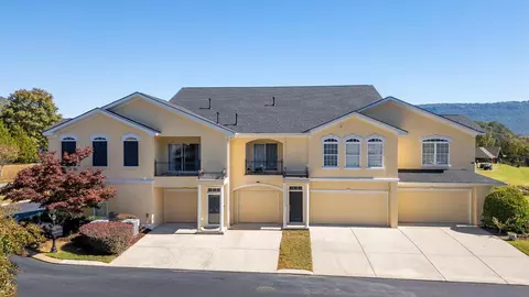 705 Renaissance Ct, Chattanooga, TN 37419